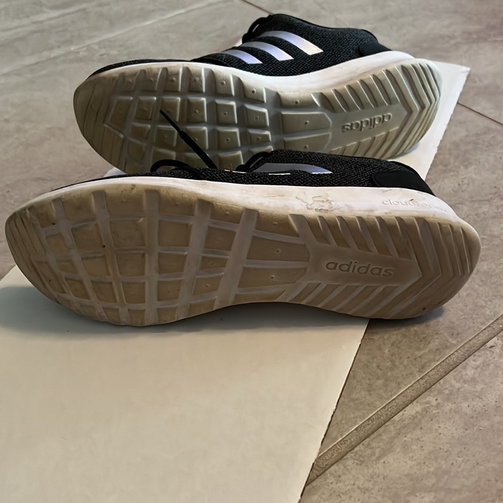 Adidas Cloud Foam Shoes - Picture 8 of 9